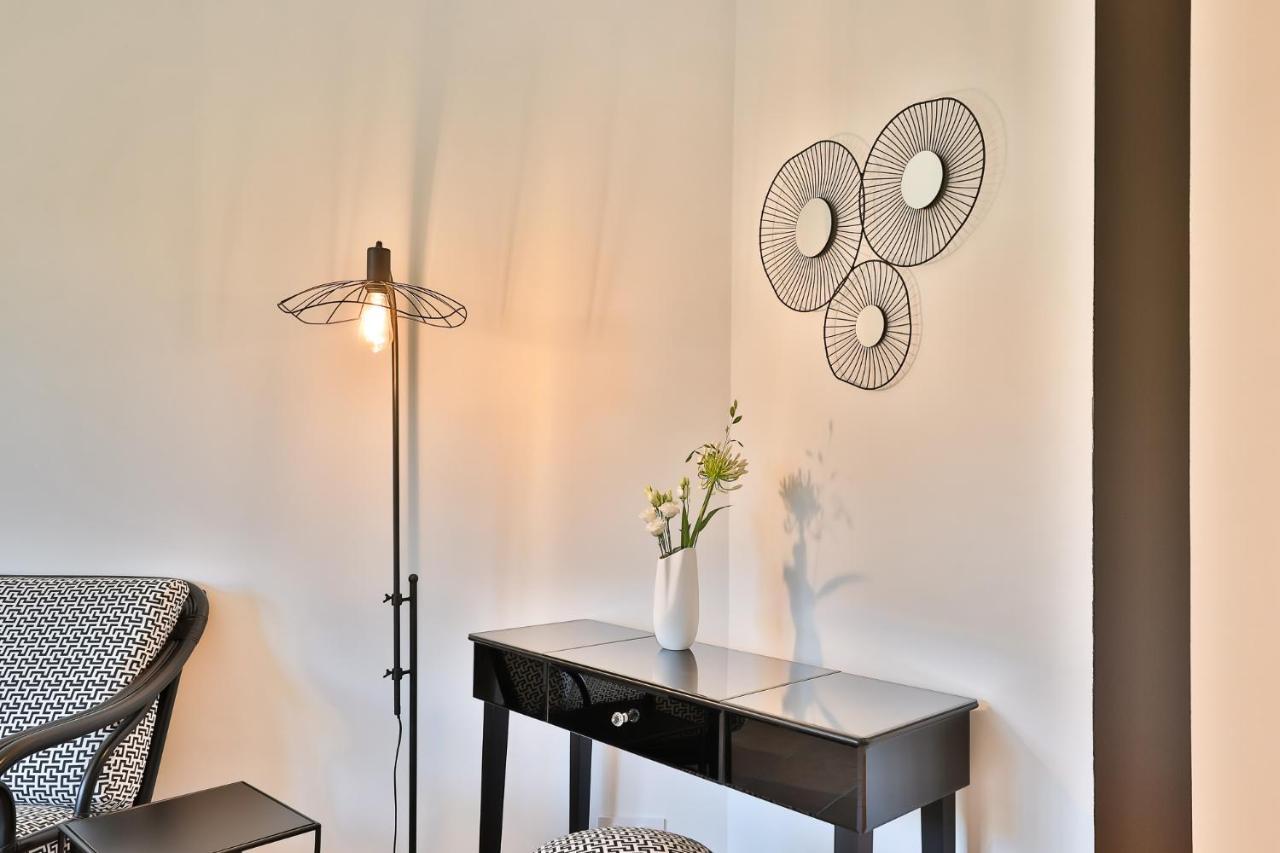 Bed and Breakfast Quintessence Provence Гульт Экстерьер фото