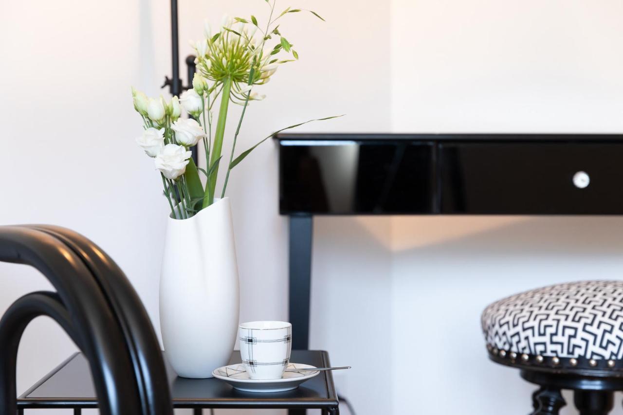 Bed and Breakfast Quintessence Provence Гульт Экстерьер фото