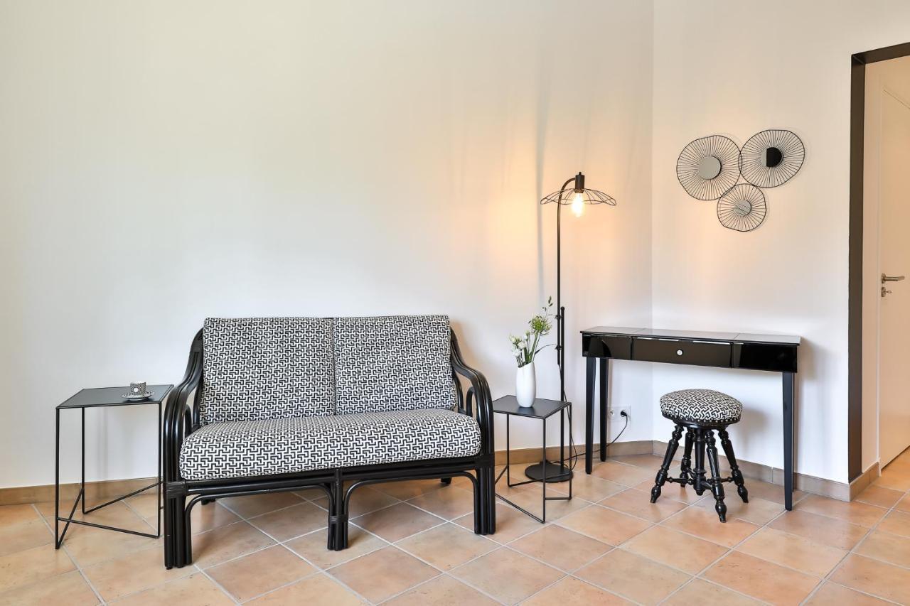 Bed and Breakfast Quintessence Provence Гульт Экстерьер фото